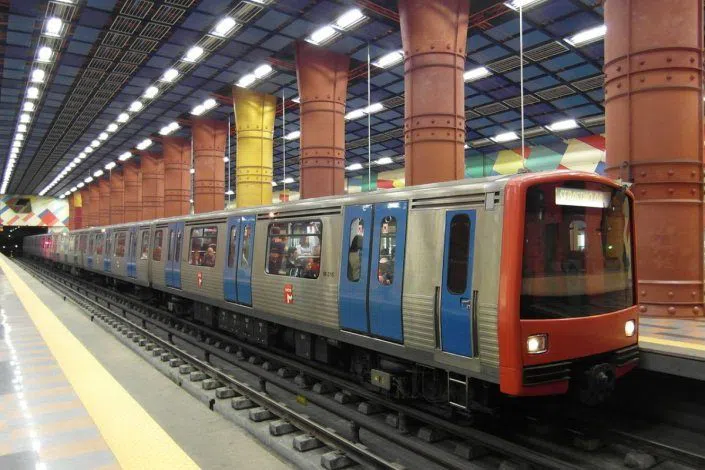 Lissabon uden lejebil, linje for linje