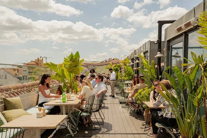 Lumi Rooftop Bar & Restaurant, Lisbona