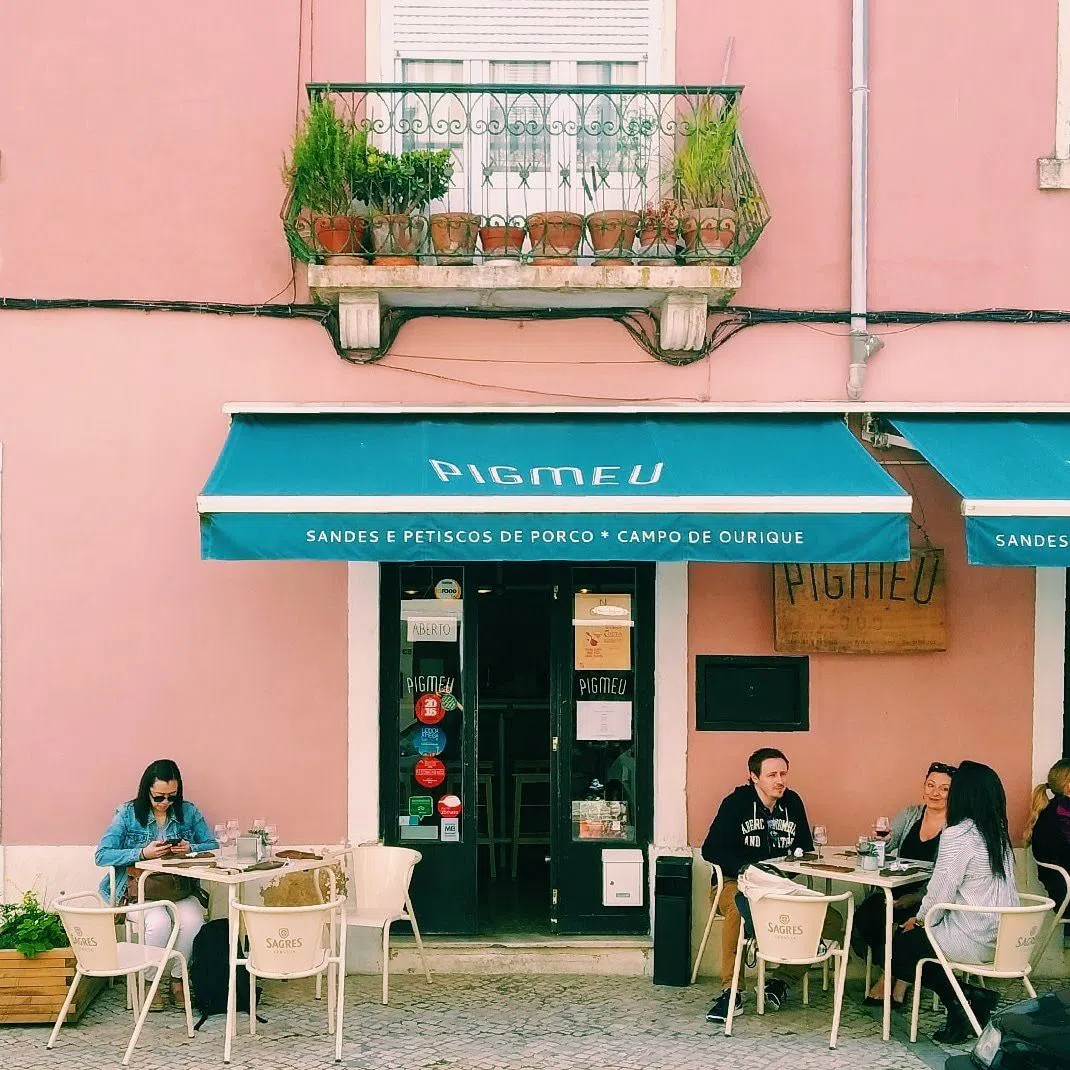 Pigmeu, Lisboa