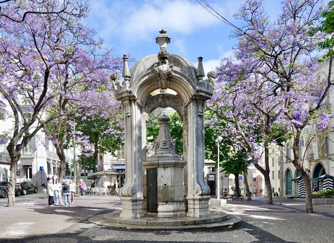 Largo do Carmo(含 Chafariz do Carmo),里斯本