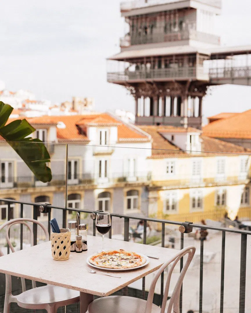 Terraços do Carmo(Carmo Rooftop),里斯本