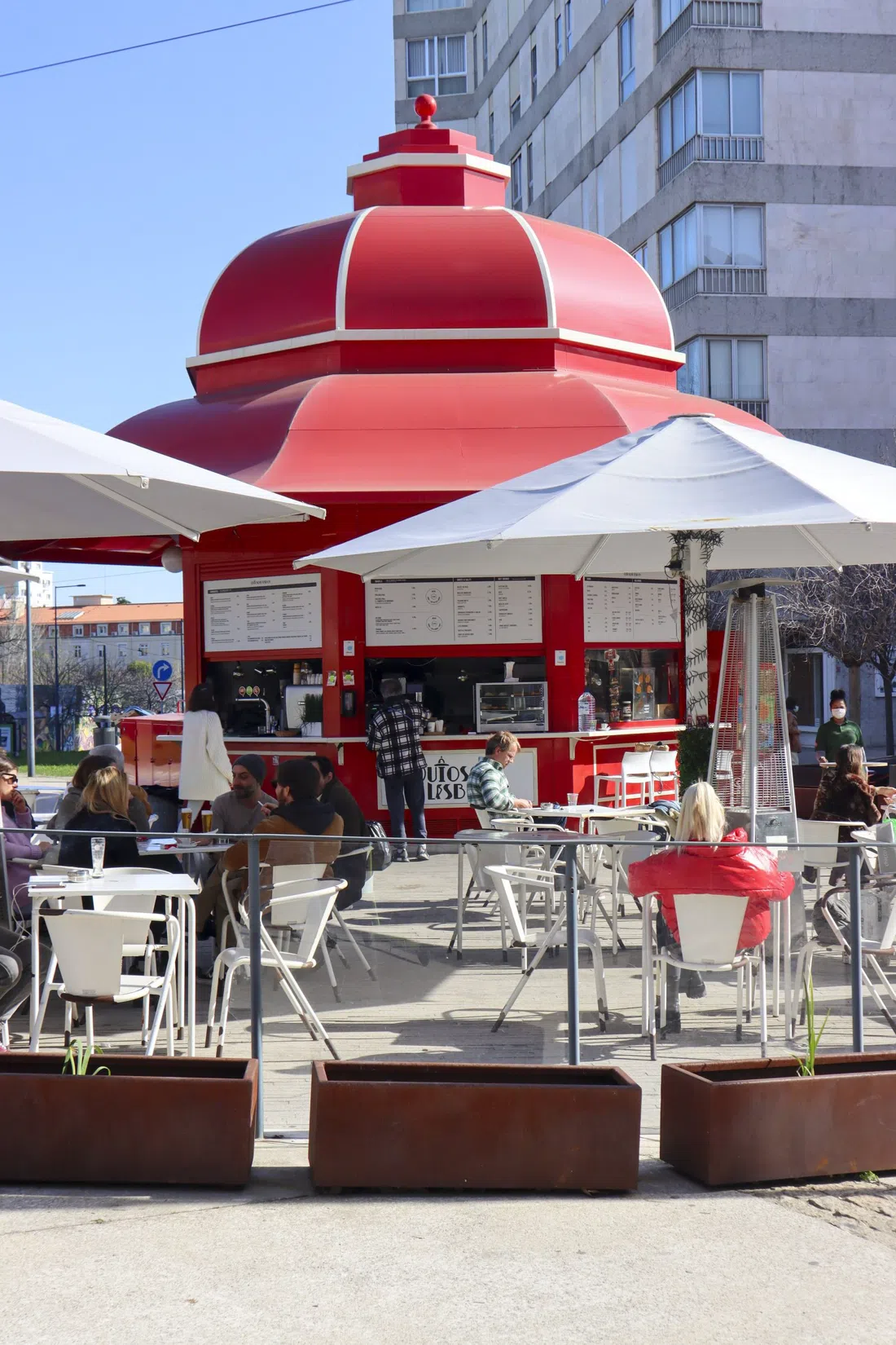 Quiosque Lisboa — Praça das Flores, Lisbon