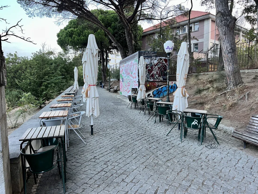 Simo's Quiosque (Miradouro do Monte Agudo), Lisbon
