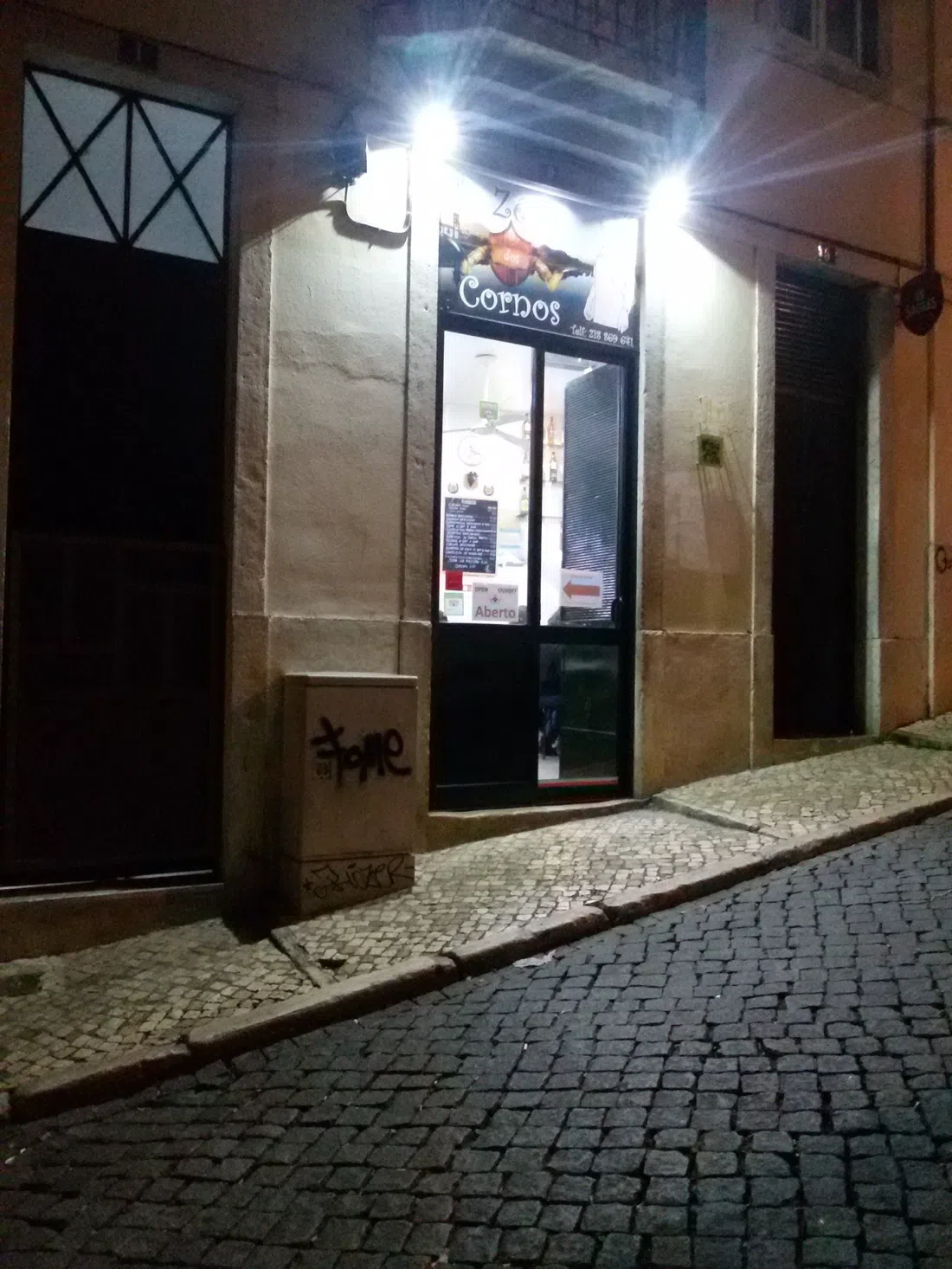 Zé dos Cornos, Lisbon
