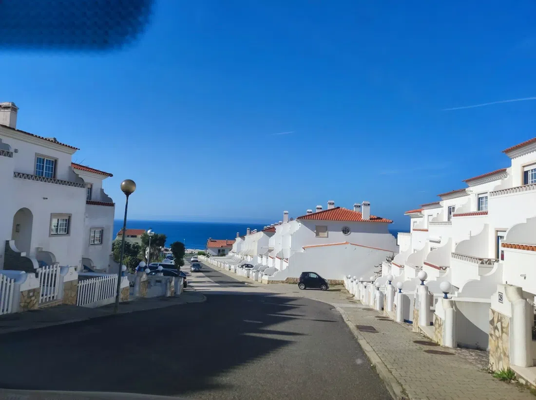 Praia de Ribeira d'Ilhas, Lisbona