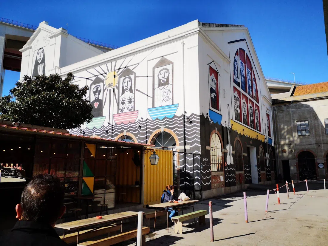 LX Market (søndagsloppemarked), Lissabon
