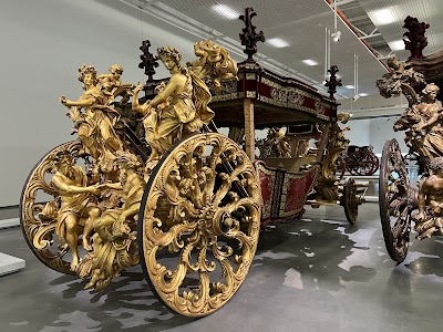 Coach Museum (Museu Nacional dos Coches)