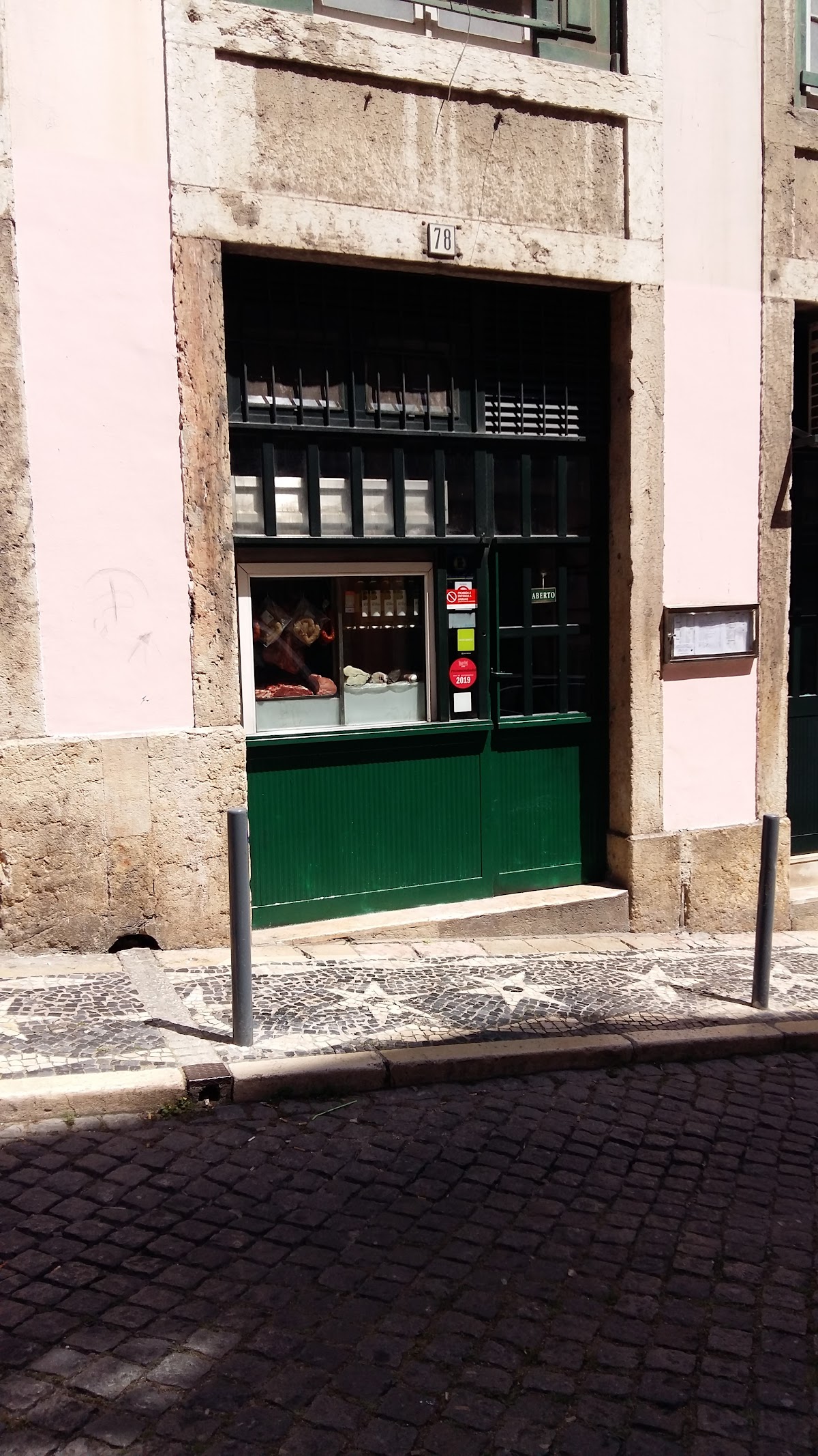 Das Flores, Lisbon