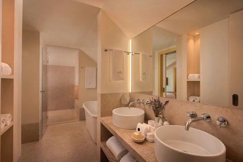 The Ivens Hotel — photo 3