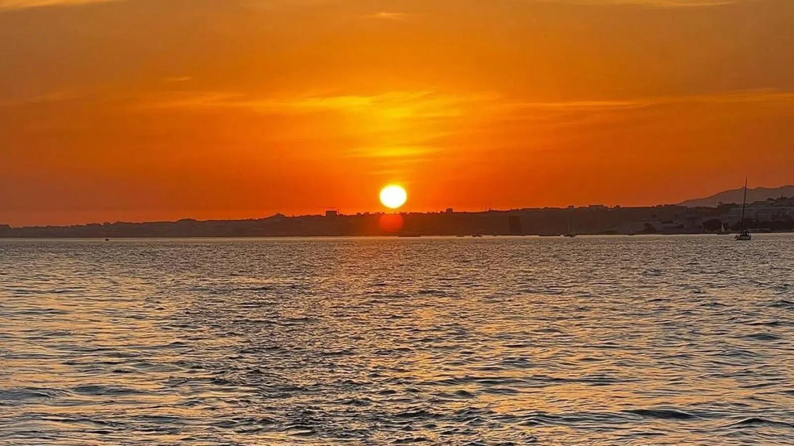 Lisboat — Sunset Sailing Cruise, Lisboa