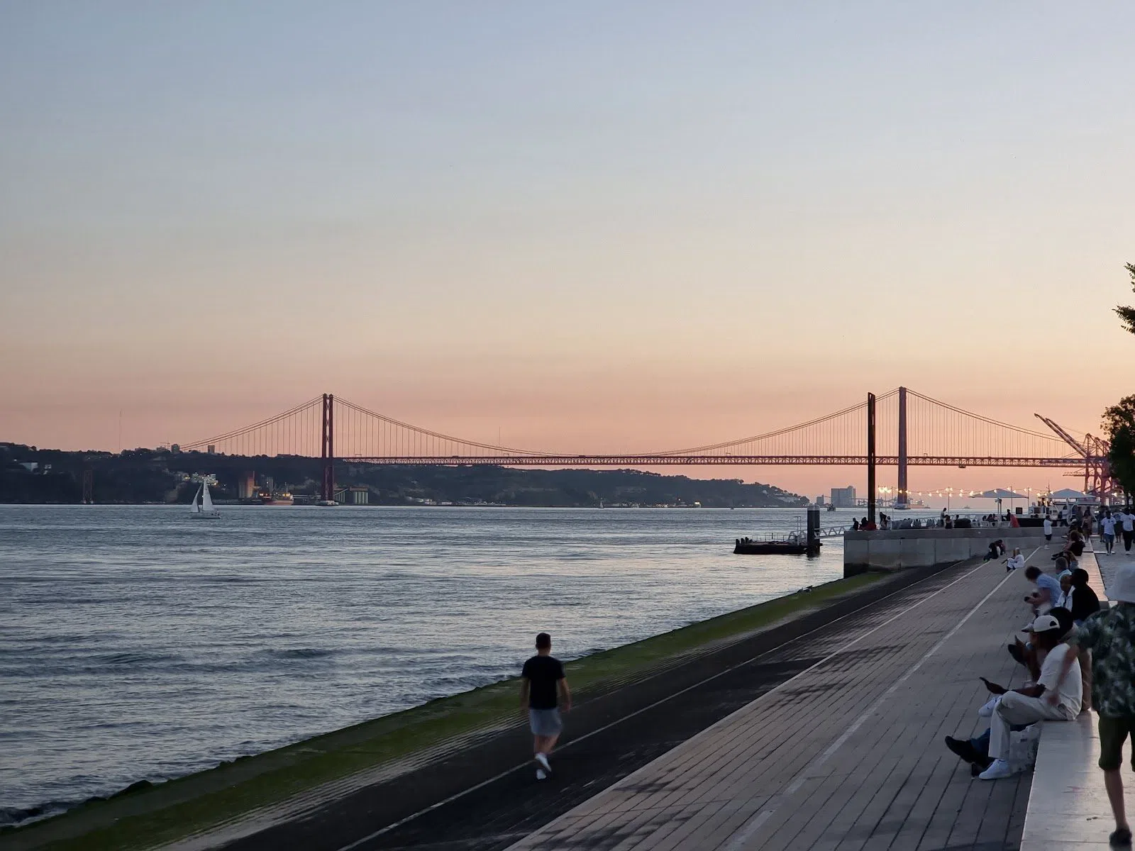 Ribeira das Naus, Lissabon